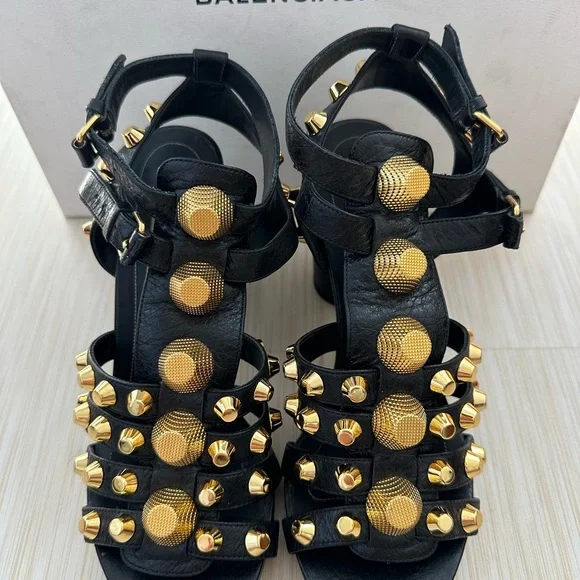 Balenciaga Women's Sandals in Black with Gold Accents - Picture 5 of 9
